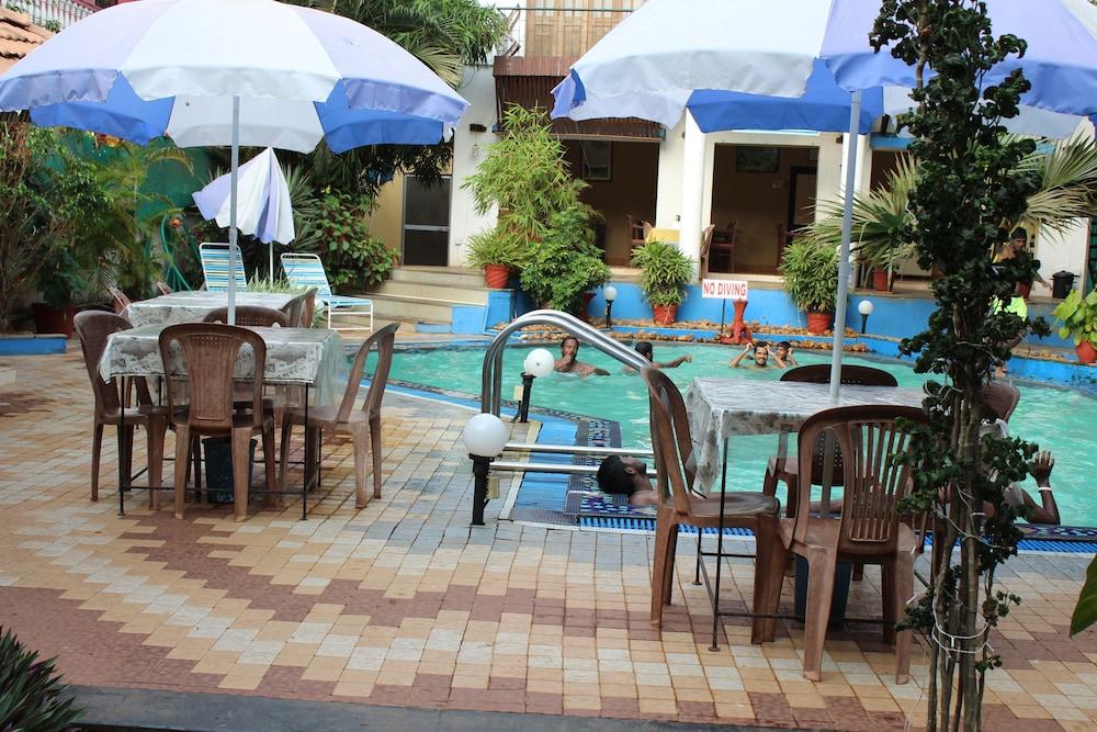 Senhor Angelo Resort Goa Calangute Buitenkant foto