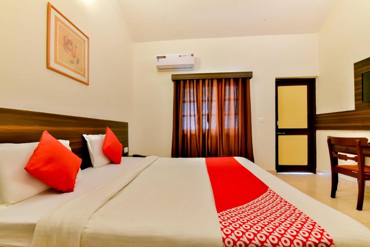 Senhor Angelo Resort Goa Calangute Buitenkant foto
